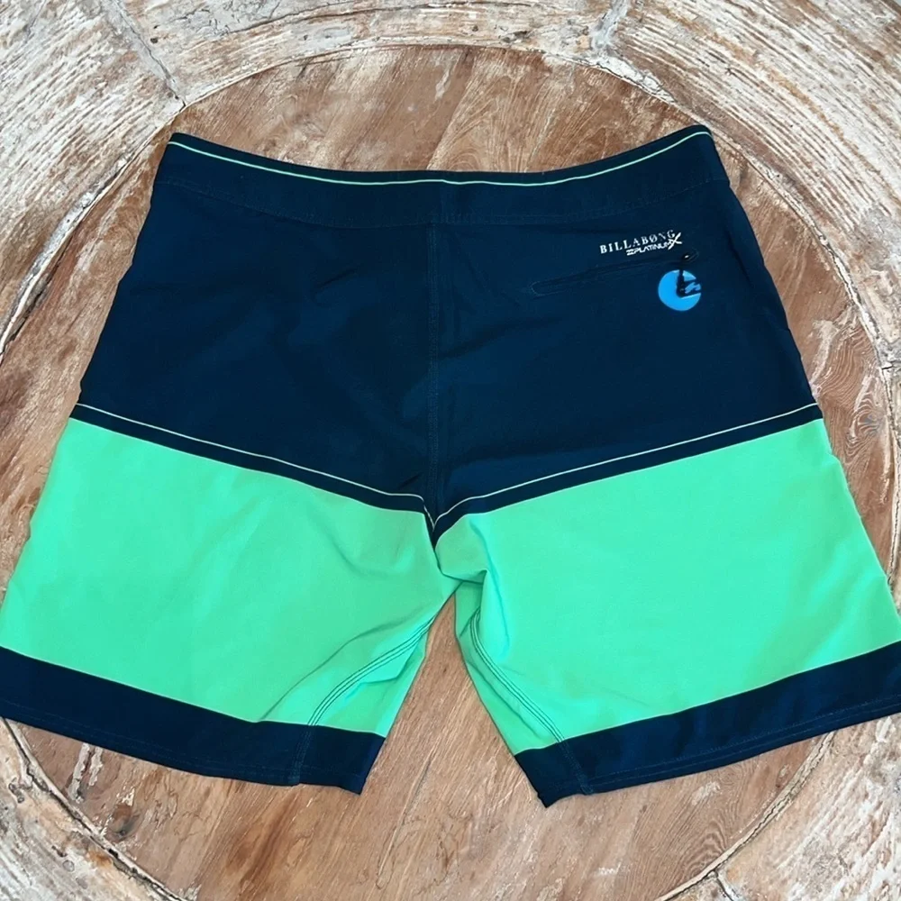 BILLABONG Platinum Recycler Performance Board Shorts Marine Blue Green Size 40